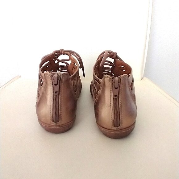 EARTH - Gold Gladiator Sandals, 8.5 M - Picture 4 of 6